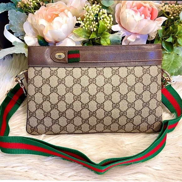 Gucci Handbags - SOLD❌AUTHENTIC GUCCI MONOGRAM Bag